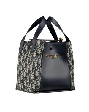 DR Signature Bucket Bag