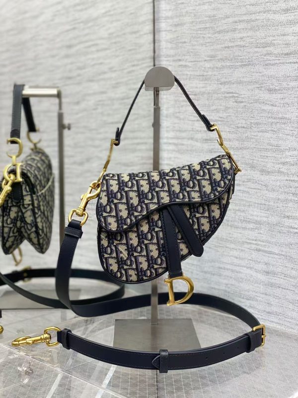 Dior Saddle in Blue Oblique Jacquard - Image 2